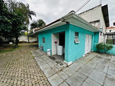 Casa à venda com 278m², 4 quartos, 10 vagas no bairro Floresta em Porto Alegre - Foto 23