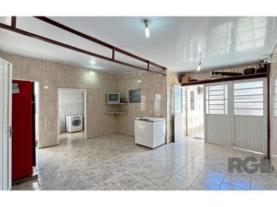 Casa à venda com 172m², 3 quartos, 2 suítes, 2 vagas no bairro Cristal em Porto Alegre - Foto 25