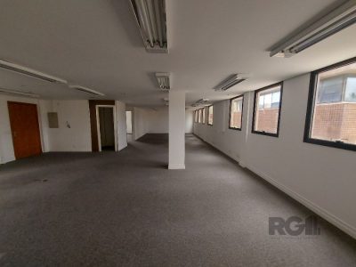 Conjunto/Sala à venda com 155m² no bairro Rio Branco em Porto Alegre - Foto 4