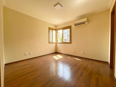 Apartamento à venda com 68m², 2 quartos, 1 suíte, 2 vagas no bairro Bela Vista em Porto Alegre - Foto 16