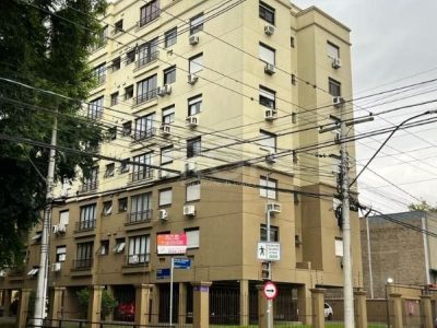 Apartamento à venda com 70m², 3 quartos, 1 suíte, 1 vaga no bairro São Geraldo em Porto Alegre - Foto 2