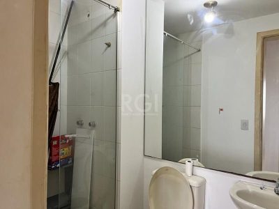 Apartamento à venda com 70m², 3 quartos, 1 suíte, 1 vaga no bairro São Geraldo em Porto Alegre - Foto 11