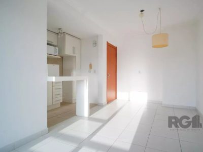 Apartamento à venda com 72m², 3 quartos, 1 suíte, 1 vaga no bairro Jardim Carvalho em Porto Alegre - Foto 4