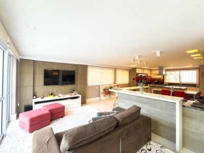 Apartamento à venda com 258m², 3 quartos, 3 suítes, 3 vagas no bairro Petrópolis em Porto Alegre - Foto 6