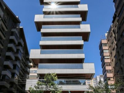 Apartamento à venda com 435m², 4 quartos, 4 suítes, 4 vagas no bairro Moinhos de Vento em Porto Alegre - Foto 2