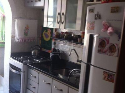 Apartamento à venda com 69m², 2 quartos no bairro Azenha em Porto Alegre - Foto 4