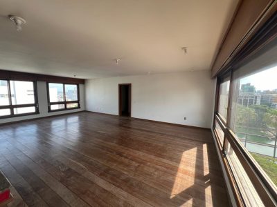 Apartamento à venda com 547m², 4 quartos, 1 suíte, 4 vagas no bairro Floresta em Porto Alegre - Foto 35