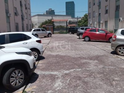 Apartamento à venda com 50m², 2 quartos, 1 vaga no bairro Cristal em Porto Alegre - Foto 31