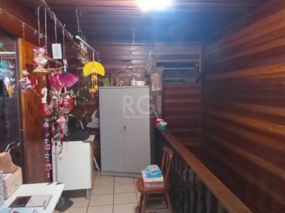 Casa à venda com 107m², 3 quartos, 2 vagas no bairro Tristeza em Porto Alegre - Foto 28