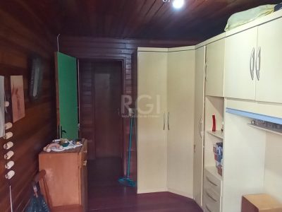 Casa à venda com 107m², 3 quartos, 2 vagas no bairro Tristeza em Porto Alegre - Foto 17