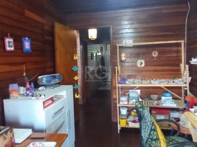 Casa à venda com 107m², 3 quartos, 2 vagas no bairro Tristeza em Porto Alegre - Foto 13