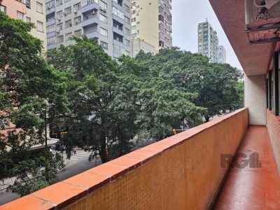 Apartamento à venda com 168m², 3 quartos no bairro Centro em Porto Alegre - Foto 41