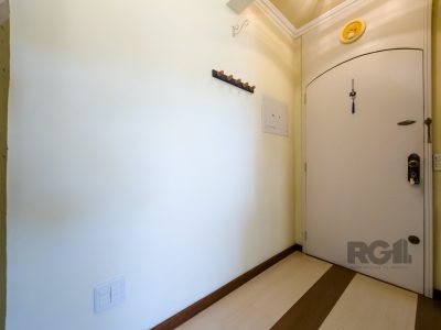 Apartamento à venda com 75m², 2 quartos, 1 vaga no bairro Cristal em Porto Alegre - Foto 4