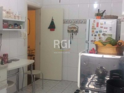 Apartamento à venda com 115m², 3 quartos no bairro Santa Cecília em Porto Alegre - Foto 4