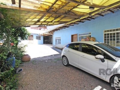 Casa à venda com 254m², 3 quartos, 1 suíte, 3 vagas no bairro Partenon em Porto Alegre - Foto 22