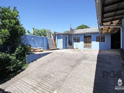 Casa à venda com 254m², 3 quartos, 1 suíte, 3 vagas no bairro Partenon em Porto Alegre - Foto 5