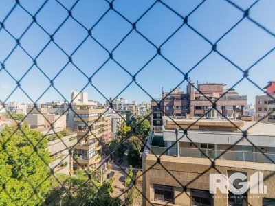 Apartamento à venda com 245m², 3 quartos, 3 suítes, 3 vagas no bairro Moinhos de Vento em Porto Alegre - Foto 14