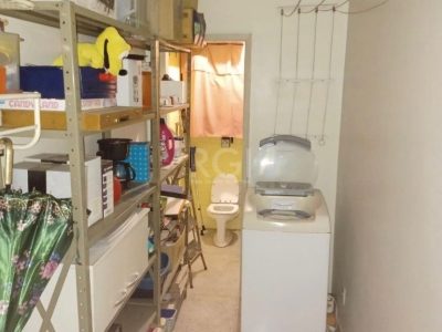 Apartamento à venda com 90m², 3 quartos no bairro Vila Ipiranga em Porto Alegre - Foto 2