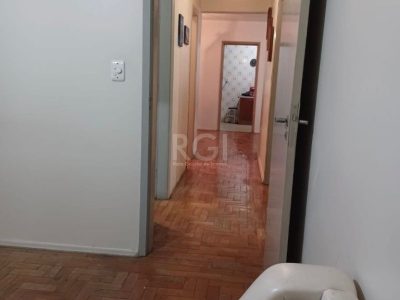 Apartamento à venda com 90m², 3 quartos no bairro Vila Ipiranga em Porto Alegre - Foto 5