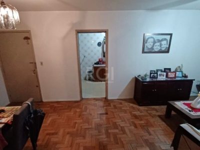 Apartamento à venda com 90m², 3 quartos no bairro Vila Ipiranga em Porto Alegre - Foto 7