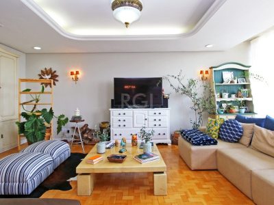 Apartamento à venda com 207m², 4 quartos, 1 vaga no bairro Centro Histórico em Porto Alegre - Foto 10