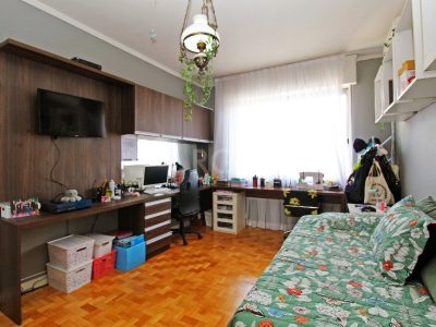 Apartamento à venda com 207m², 4 quartos, 1 vaga no bairro Centro Histórico em Porto Alegre - Foto 14