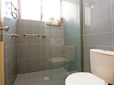 Apartamento à venda com 207m², 4 quartos, 1 vaga no bairro Centro Histórico em Porto Alegre - Foto 17