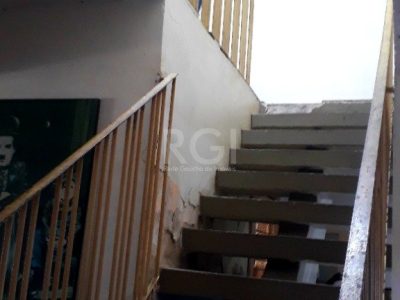 Casa à venda com 121m², 3 quartos, 1 suíte, 2 vagas no bairro Passo d'Areia em Porto Alegre - Foto 7