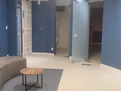 Conjunto/Sala à venda com 273m² no bairro Centro Histórico em Porto Alegre - Foto 3