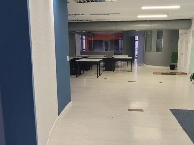 Conjunto/Sala à venda com 273m² no bairro Centro Histórico em Porto Alegre - Foto 5