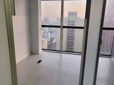 Conjunto/Sala à venda com 273m² no bairro Centro Histórico em Porto Alegre - Foto 12