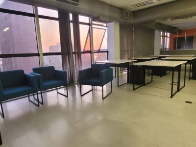 Conjunto/Sala à venda com 273m² no bairro Centro Histórico em Porto Alegre - Foto 20