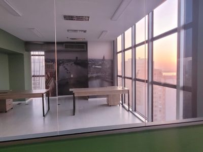 Conjunto/Sala à venda com 273m² no bairro Centro Histórico em Porto Alegre - Foto 32