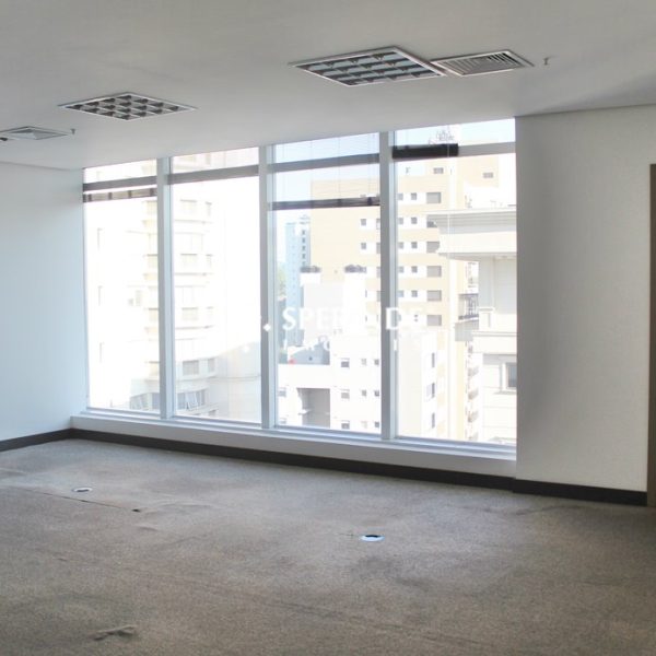 Sala para alugar com 49m², 1 vaga no bairro Três Figueiras em Porto Alegre - Foto 1