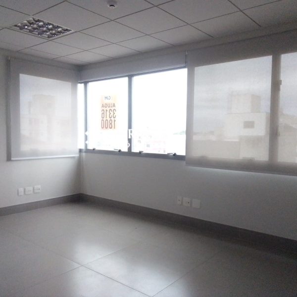 Sala para alugar com 54m² no bairro Floresta em Porto Alegre - Foto 1