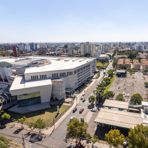 Sala para alugar com 41m² no bairro Jardim Europa em Porto Alegre - Foto 1