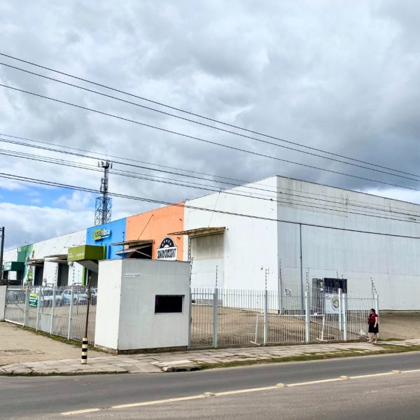 Pavilhão para alugar com 249m², 1 quarto no bairro Humaitá em Porto Alegre - Foto 1