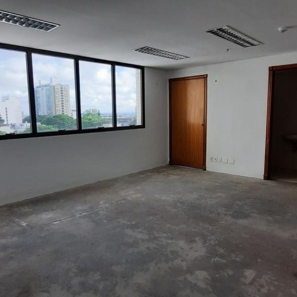 Sala para alugar com 37m² no bairro Auxiliadora em Porto Alegre - Foto 1