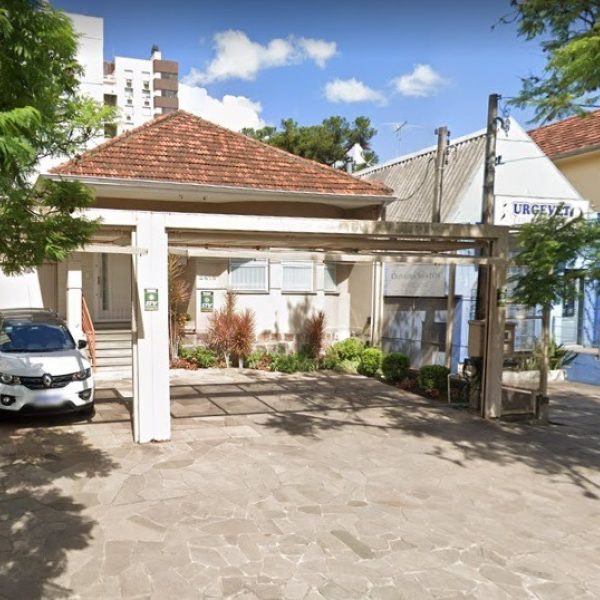 Casa Comercial para alugar com 180m², 5 quartos no bairro Rio Branco em Porto Alegre - Foto 1