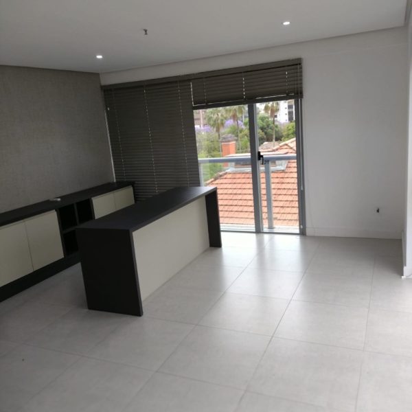 Sala para alugar com 88m² no bairro Moinhos de Vento em Porto Alegre - Foto 1