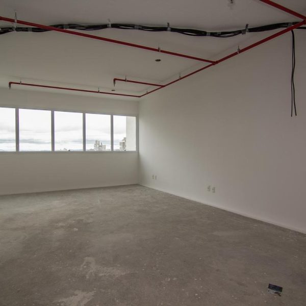 Sala para alugar com 43m² no bairro Moinhos de Vento em Porto Alegre - Foto 1