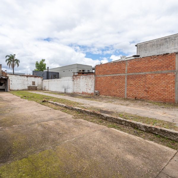 Terreno para alugar com 508m² no bairro Navegantes em Porto Alegre - Foto 1