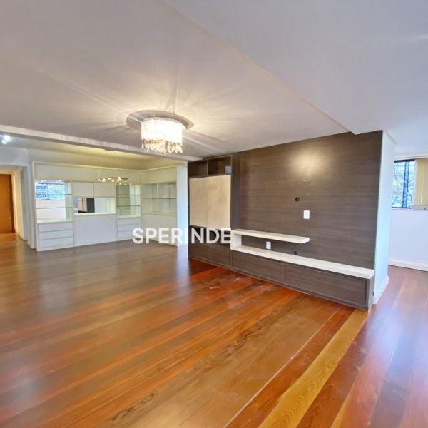 Apartamento para alugar com 130m², 3 quartos, 2 vagas no bairro Higienópolis em Porto Alegre - Foto 1