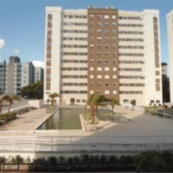 Apartamento à venda com 69m², 3 quartos, 1 suíte, 1 vaga no bairro Passo d'Areia em Porto Alegre - Foto 1