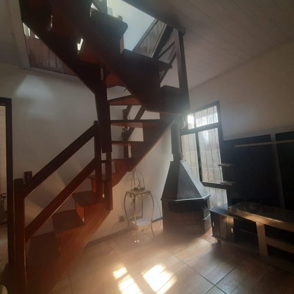 Cobertura à venda com 122m², 3 quartos, 1 vaga no bairro Partenon em Porto Alegre - Foto 1