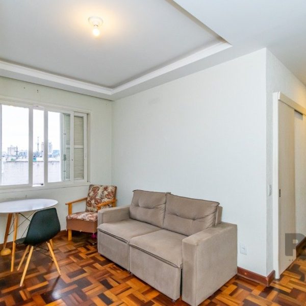 Apartamento à venda com 66m², 2 quartos no bairro Santa Cecília em Porto Alegre - Foto 1