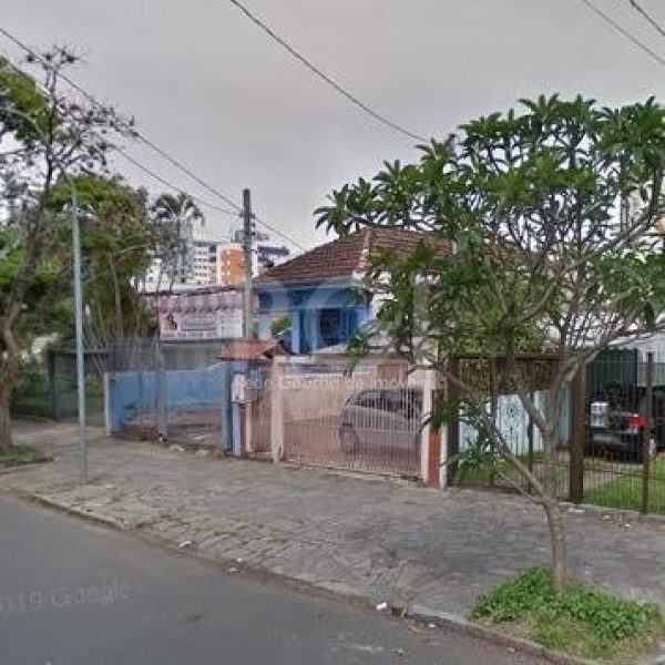 Casa à venda com 120m², 3 quartos, 4 vagas no bairro Santana em Porto Alegre - Foto 1