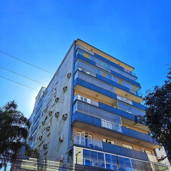 Apartamento à venda com 147m², 3 quartos, 1 vaga no bairro Floresta em Porto Alegre - Foto 1