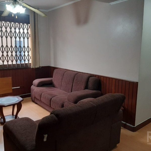 Apartamento à venda com 103m², 3 quartos, 1 suíte, 1 vaga no bairro Petrópolis em Porto Alegre - Foto 1