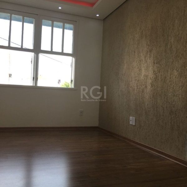 Apartamento à venda com 77m², 3 quartos, 1 vaga no bairro Jardim Lindóia em Porto Alegre - Foto 1